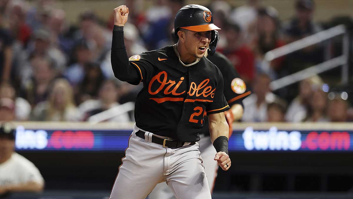 ¡Mexican Power! Ramón Urías da el triunfo a Orioles en extrainnigs