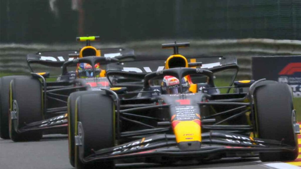La tensión entre el equipo y Max creció en la carrera. @F1