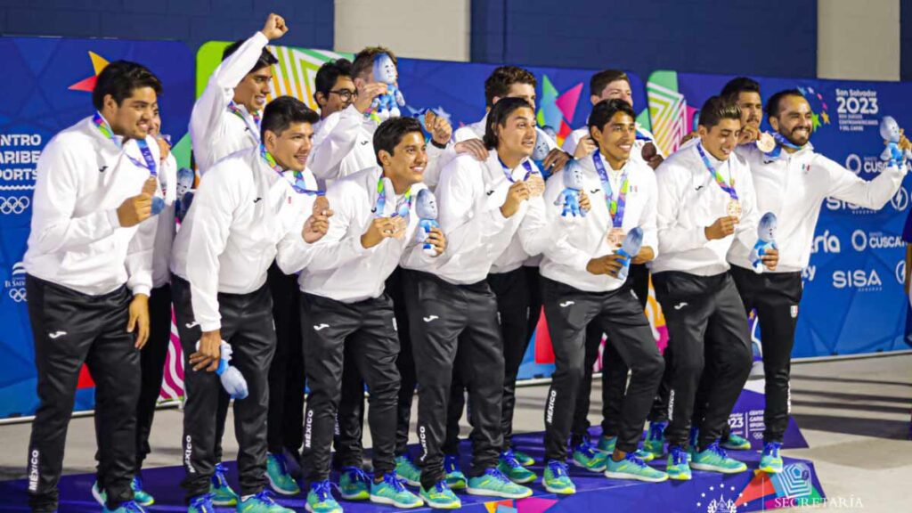 México se cuelga en bronce en el waterpolo de los Juegos Centroamericanos | @SecPrensaSV