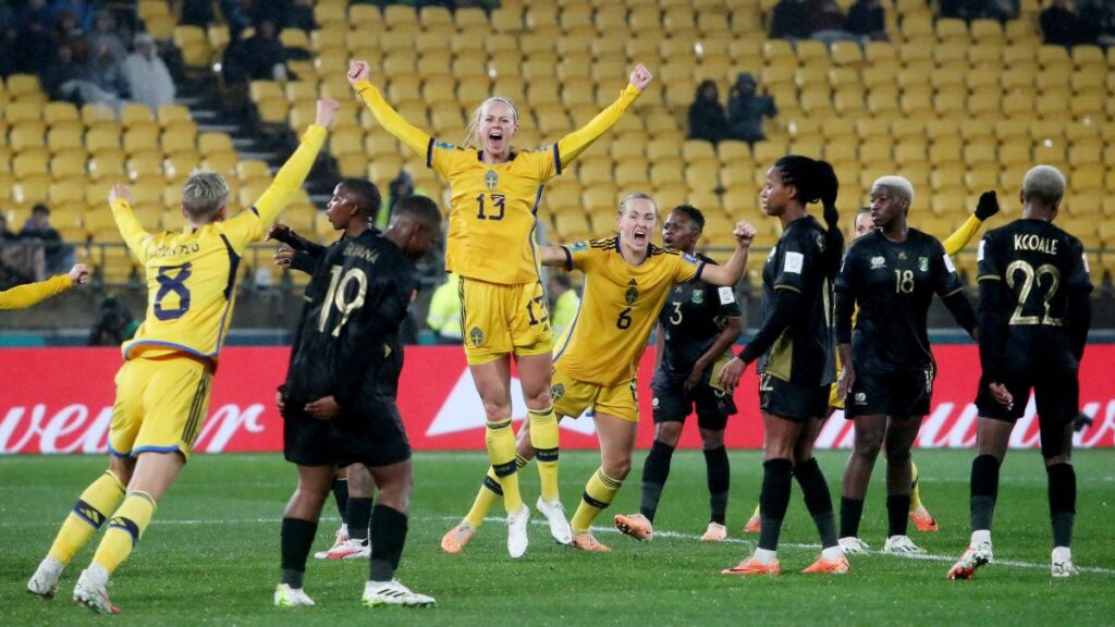 Ilestedt celebra el gol. - Reuters.