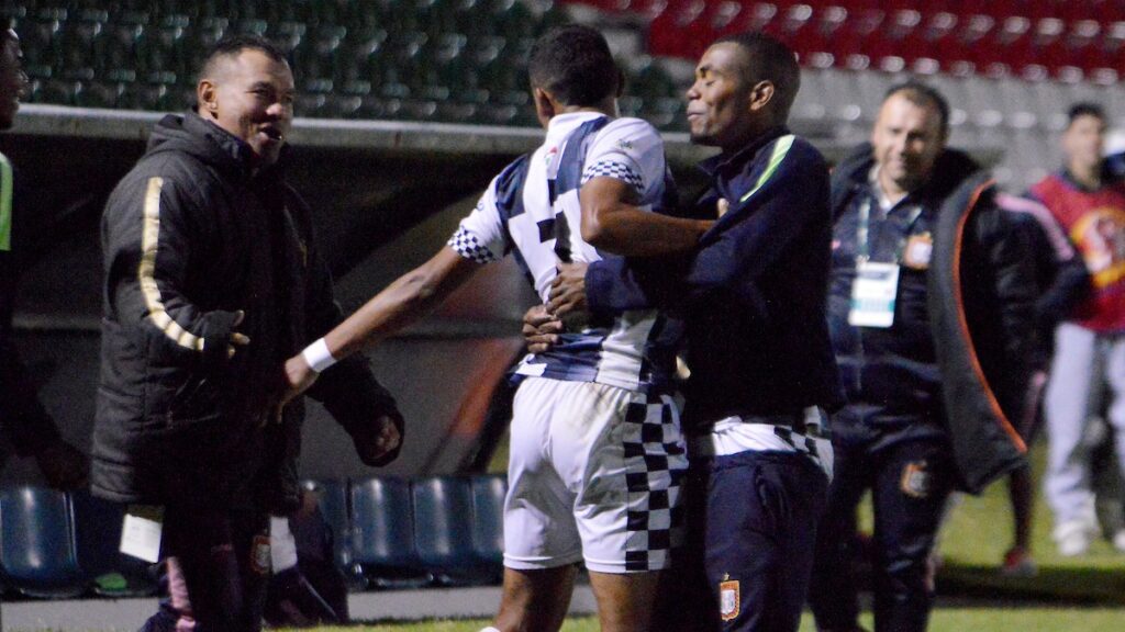 Juan Camilo Salazar celebra uno de sus goles en Boyacá Chicó | VizzorImage