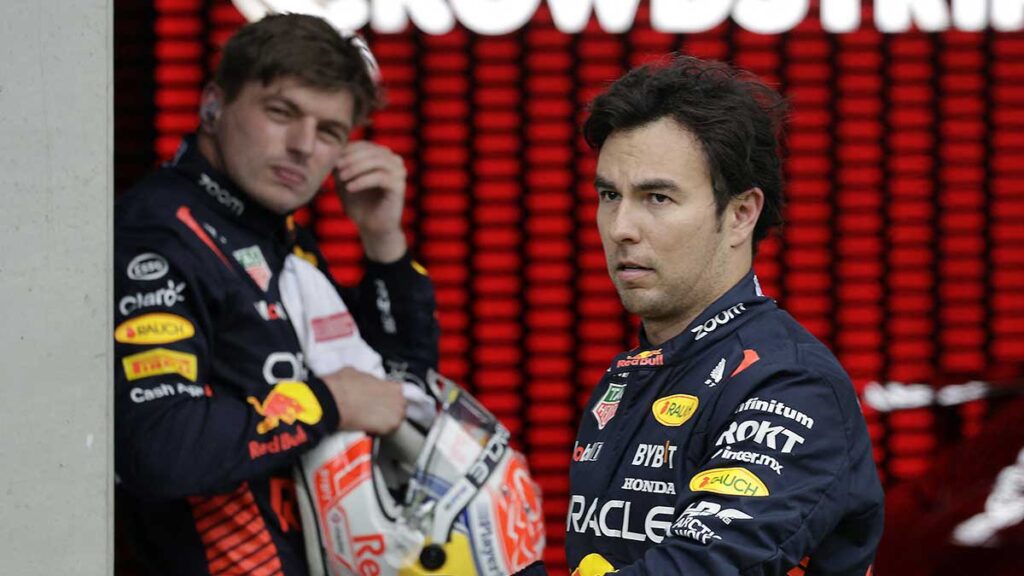 Verstappen no dejó pasar la oportunidad de criticar a Checo Pérez | Reuters