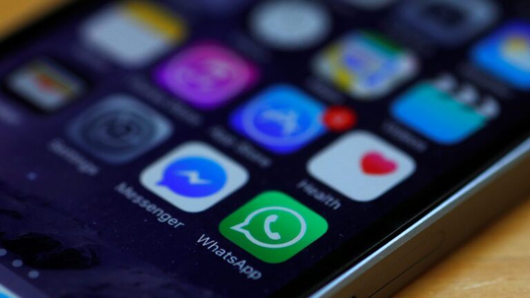 WhatsApp “modo oscuro real”: ¿Cómo activarlo y ahorrar la batería de tu celular?