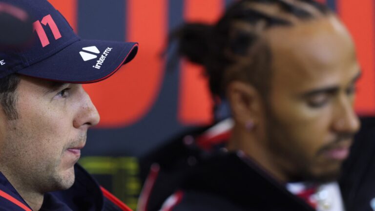 ¿Lewis Hamilton minimiza el trabajo de Checo Pérez? “Si yo estuviera en su coche…”