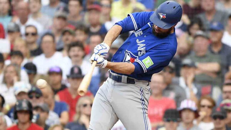 Brandon Belt comanda la victoria de los Blue Jays  sobre los Red Sox