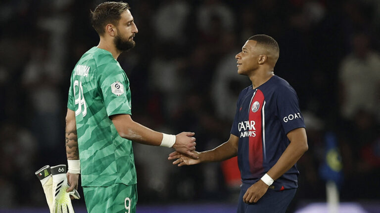 Donnarumma: “Kylian Mbappé es fantástico, sí, se quedará en el PSG”