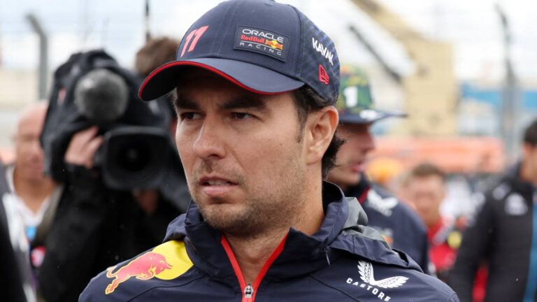 “De todo lo positivo que Red Bull vivió con Max Verstappen, muy poco le tocó a Checo Pérez”