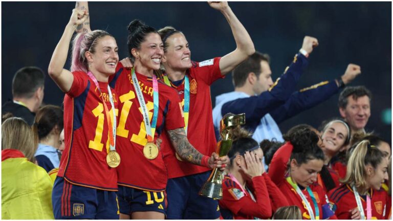 Alexia Putellas pide la unión del fútbol femenil por el caso Rubiales: “Queremos respeto”