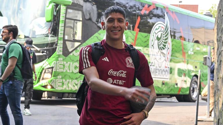 Edson Álvarez firma contrato con el West Ham