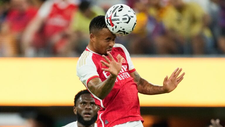 Arsenal recupera a Gabriel Jesus tras lesión en la rodilla