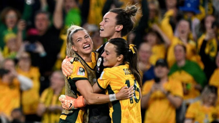 Australia elimina a Francia en penaltis y avanza por primera vez a semifinales en un Mundial Femenil