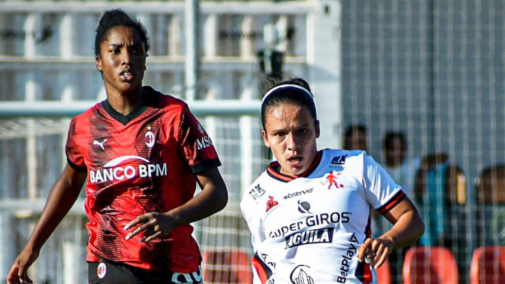 América de Cali vs Milan.