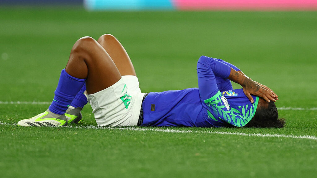 Entre lágrimas, la Selección de Brasil se despide del Mundial. Reuters