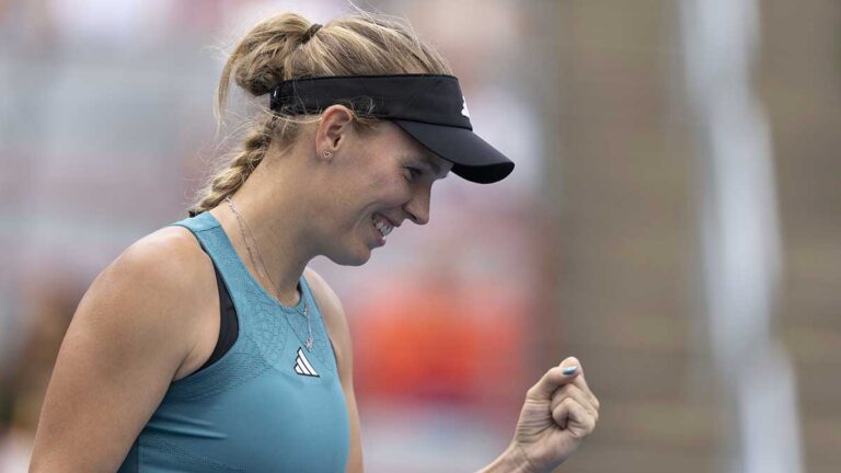 Caroline Wozniacki tiene un triunfal regreso al tenis profesional