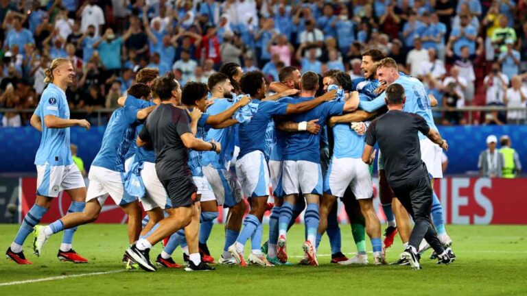 El Manchester City consigue su primera Supercopa de Europa en los penaltis