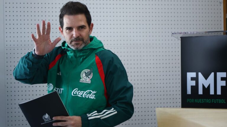 Duilio Davino, con la misión de convencer a todos los jugadores de querer estar en la selección mexicana
