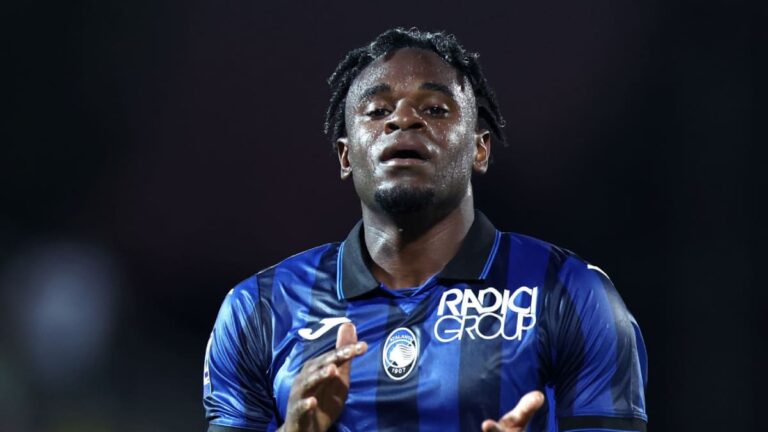 Duván Zapata tiene la última palabra: Roma o Atalanta