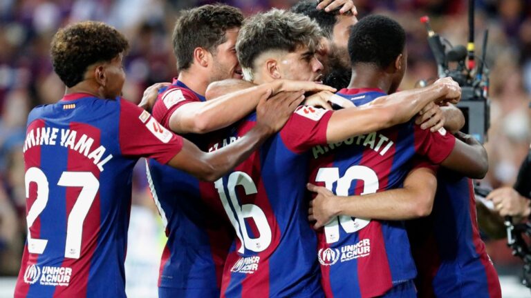 El Barça consigue su primer triunfo de la temporada tras vencer al Cádiz sobre el final