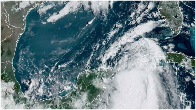 Idalia es huracán categoría 2: ¿Cuál es su trayectoria de hoy y qué ciudades de Florida están en riesgo de desastre?