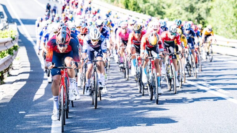 La Vuelta a España 2023 | Highlights Etapa 4 | Resumen en video del recorrido y clasificaciones