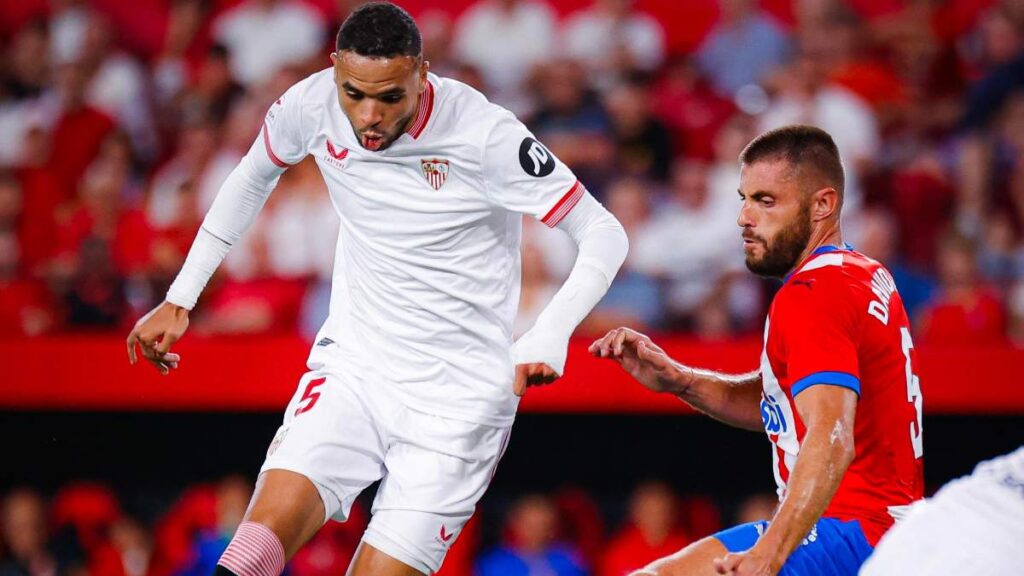Sevilla ocupa el fondo de la tabla general tras caer en casa ante Girona