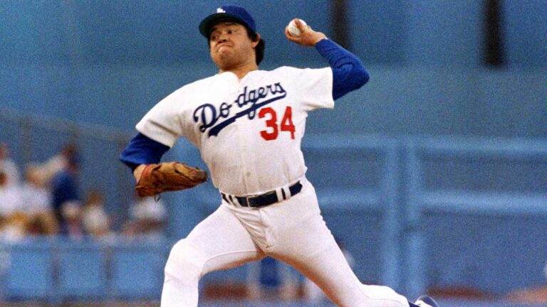 La MLB le rinde homenaje a Fernando Valenzuela con la ‘Fernandomanía’ en 1981