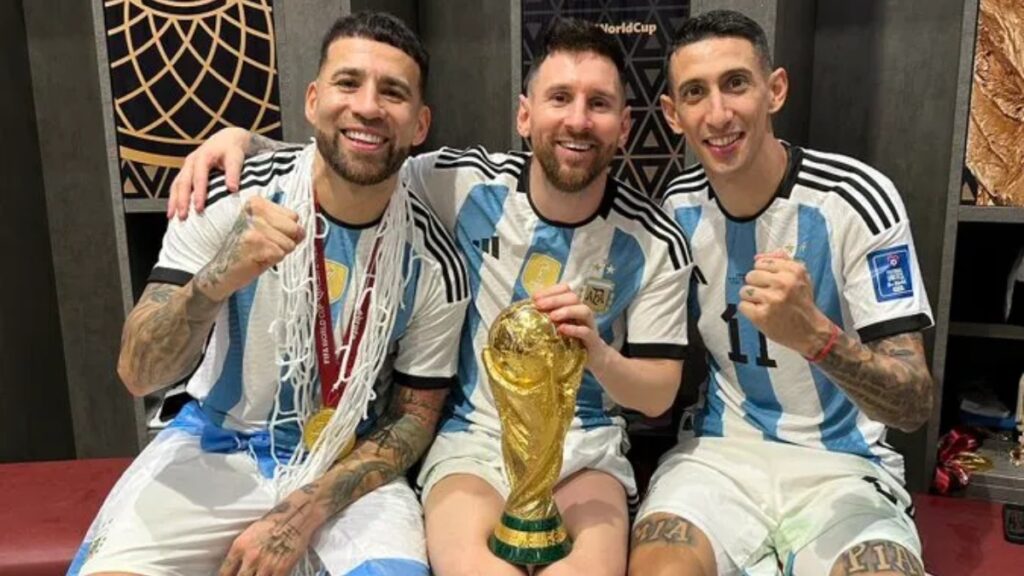 ¿Cuándo fue la última vez que Messi y Di María no fueron titulares con Argentina?