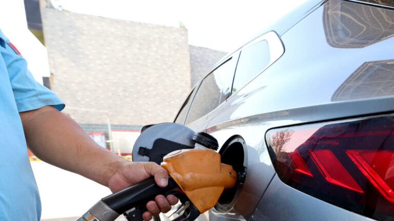 Nuevo aumento a la gasolina en Colombia: ¿Cuánto subirá el precio del combustible en septiembre?