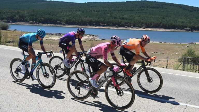 Etapa 5 de la Vuelta a Burgos, en vivo: pelotón compacto en el ascenso de montaña