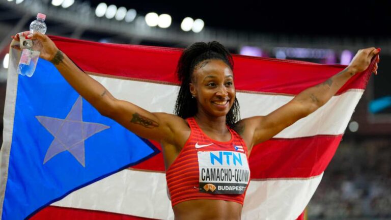 Jasmine Camacho-Quinn plata en los 100 metros vallas del Mundial de Atletismo: ¡a una centésima del oro!