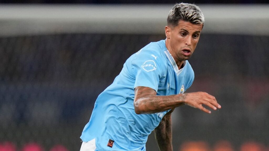 Joao Cancelo, cerca de llegar cedido al Barça