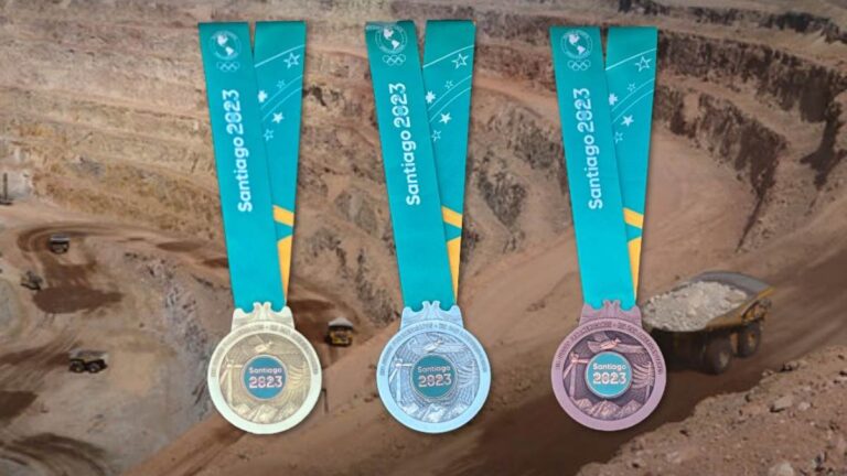Los Juegos Panamericanos Chile 2023 presentan sus medallas en el desierto