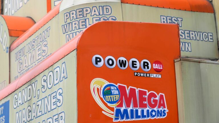Mega Millions se va sin ganador por 30° sorteo consecutivo y el viernes se juega un premio histórico de 1,250 millones de dólares