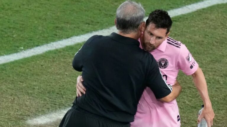 Martino y la suplencia de Messi : “En algún momento va a suceder”