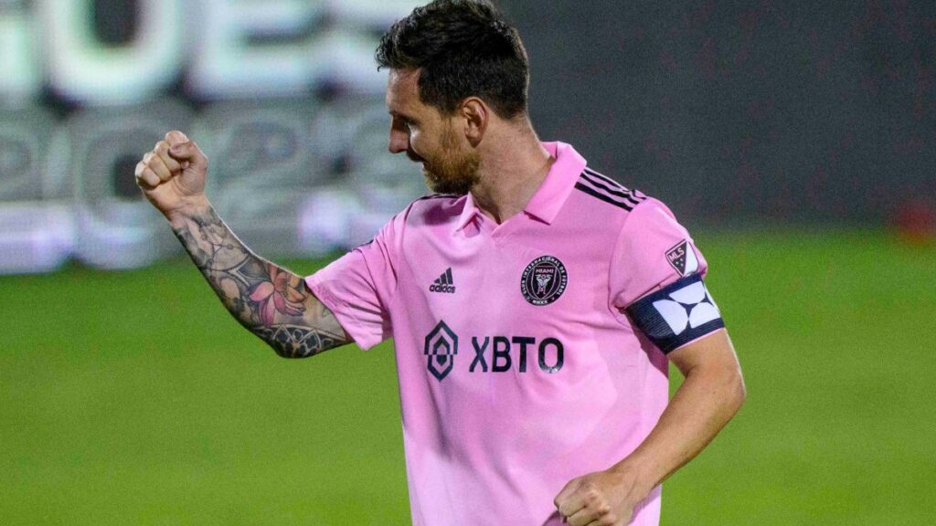 Lionel Messi aprieta el puño en señal de celebración | REUTERS