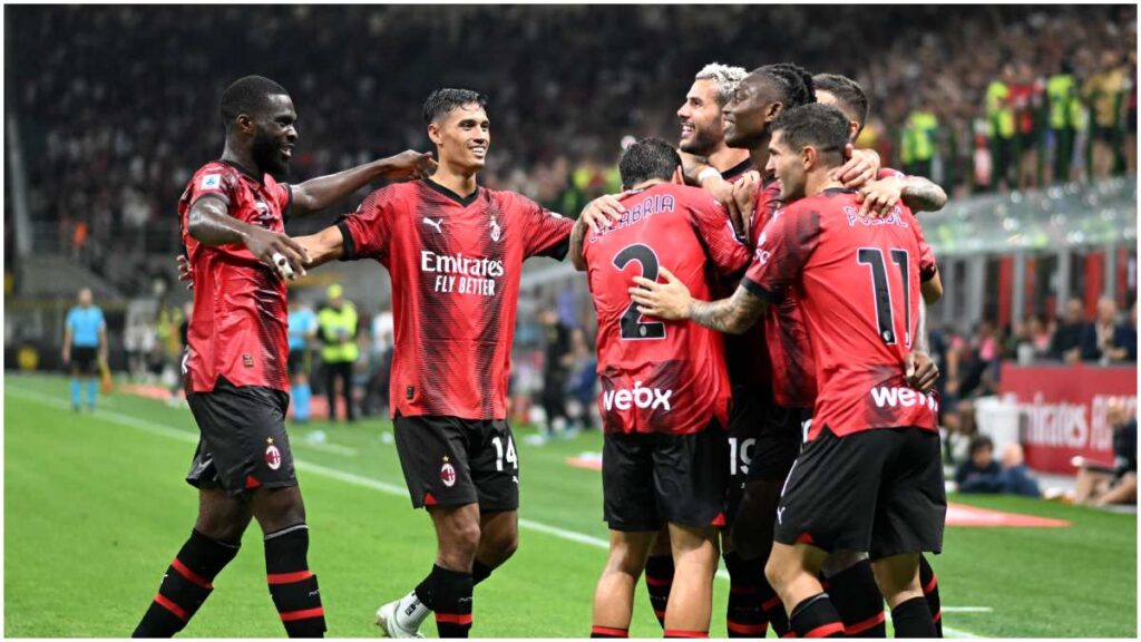 Milan festeja la victoria sobre el Torino | Reuters; Mascolo,