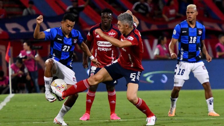El VAR le anula tres goles al Medellín y siembra polémica en el empate contra Boyacá Chicó