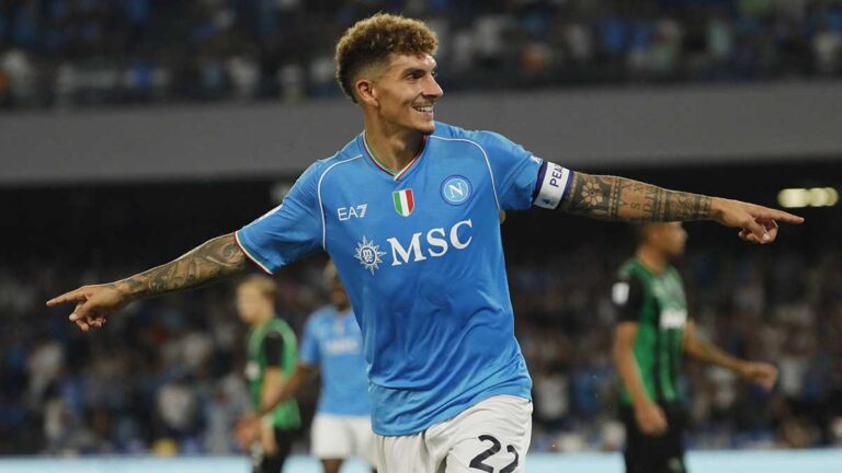Sin el Chucky Lozano, el Napoli vence al Sassuolo y se mantiene en la cima de la Serie A