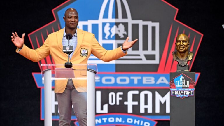 DeMarcus Ware: De una complicada infancia, al Salón de la Fama de la NFL