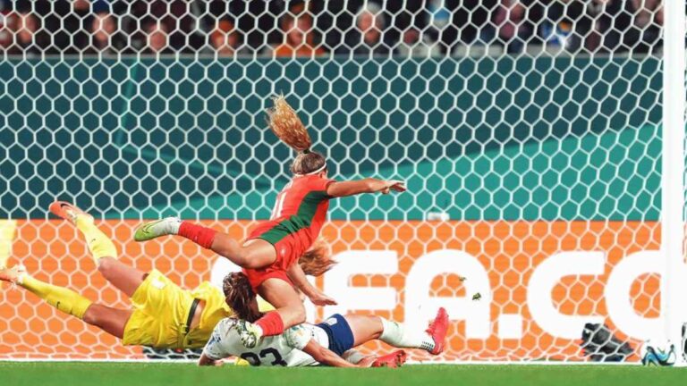 El tiro al poste de Ana Capeta que pudo dejar a Estados Unidos fuera del Mundial femenino en la fase de grupos por primera vez en la historia