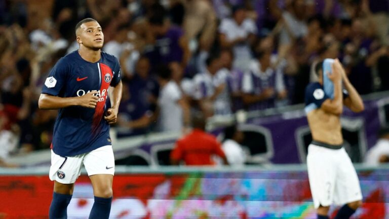 Mbappé regresa con gol pero el PSG se deja empatar por el Toulouse