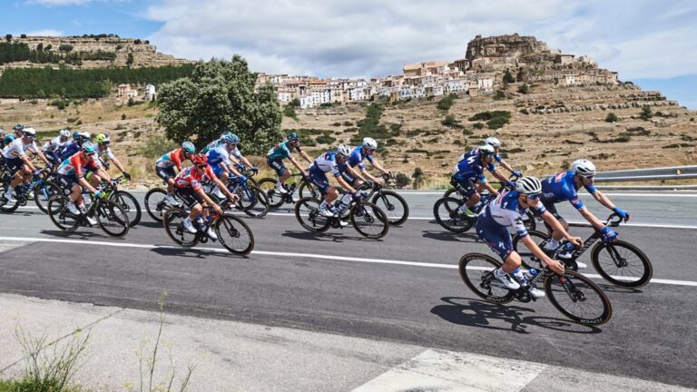 La Vuelta a España 2023 | Highlights Etapa 5 | Resumen en video del recorrido y clasificaciones