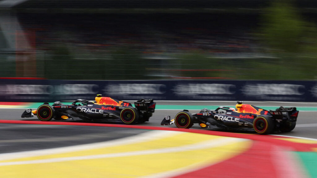 La respuesta de por qué Max Verstappen es más rápido que Checo Pérez | Reuters