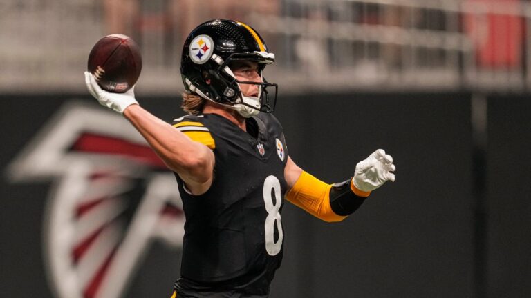 Kenny Pickett comanda a los Steelers para imponerse 24-0 a los Falcons