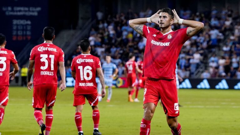 Toluca aplasta al Sporting Kansas City para meterse en los octavos de final de la Leagues Cup