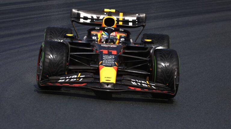 Verstappen vuelve a la pole en una Qualy llena de incidentes; Checo Pérez finaliza séptimo