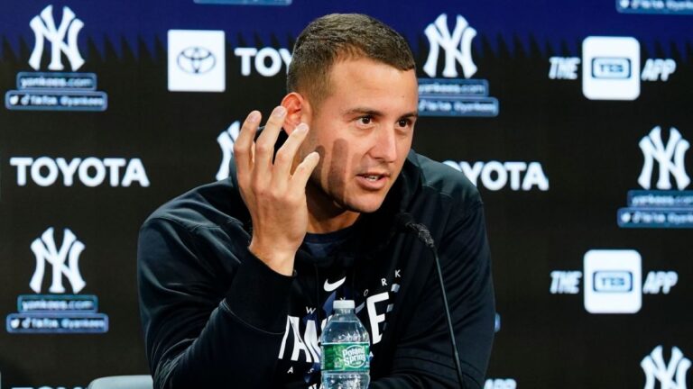 Siguen las bajas en los Yankees: Anthony Rizzo va a lista de lesionados