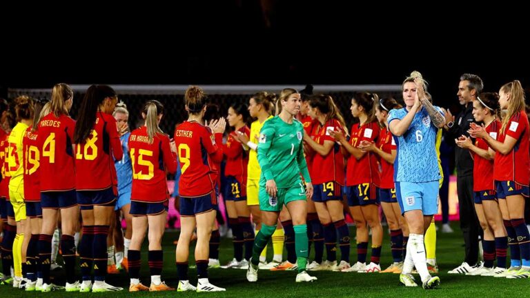 Las jugadoras de la Selección de España responden a la convocatoria de Montse Tomé: estudian acciones legales de no acudir al llamado