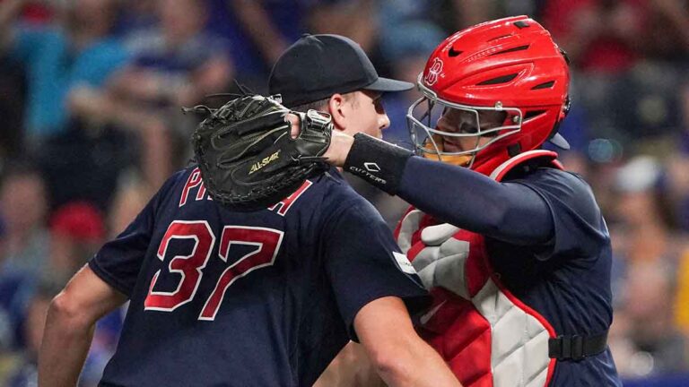 Alex Verdugo se queda a un jonrón del ciclo, pero los Red Sox acaban con los Royals
