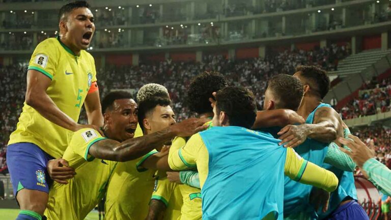 Marquinhos salva a Brasil y se llevan la victoria ante Perú